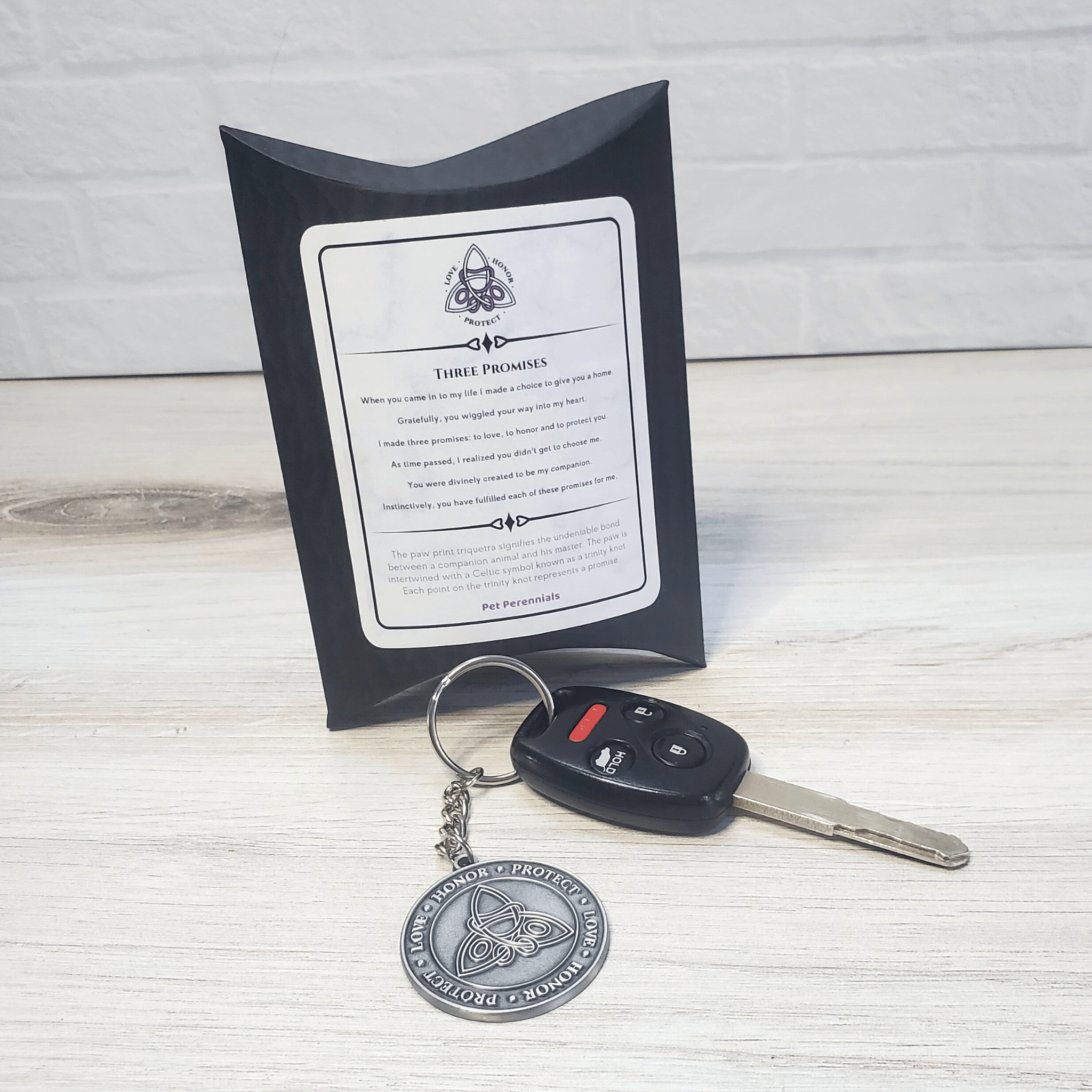 Three Promises Pawprint Keychain - Personalized Pet Loss Sympathy & Memorial Gifts