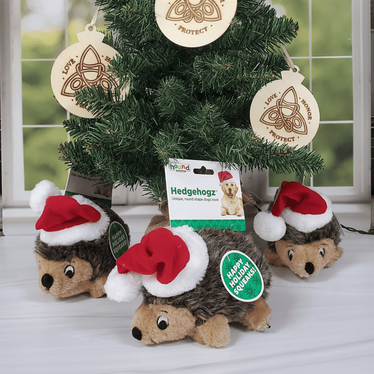 Outward Hound Plush Santa Hedgehog Dog Toy